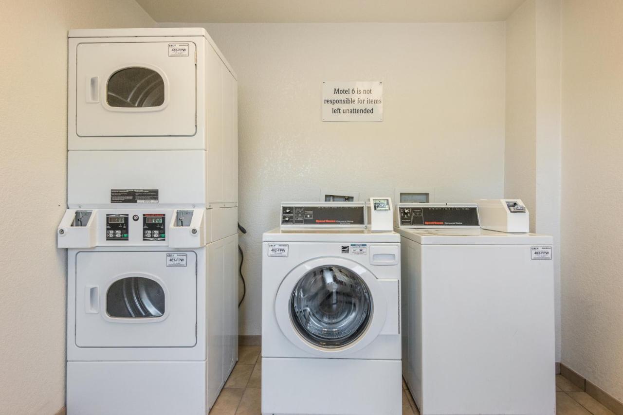 Hotel 6-longview, Tx 3*
