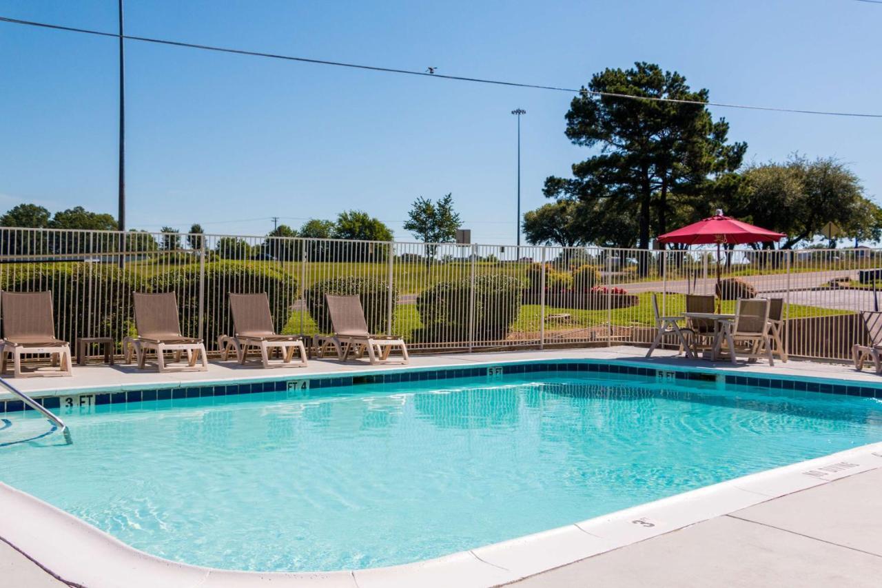 Hotel 6-longview, Tx